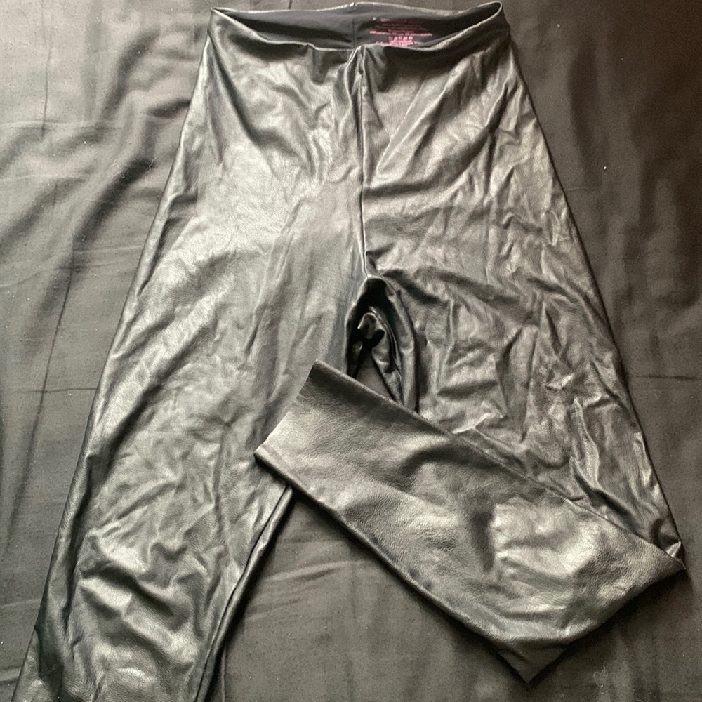 Commando Control leather leggings. Size medium.